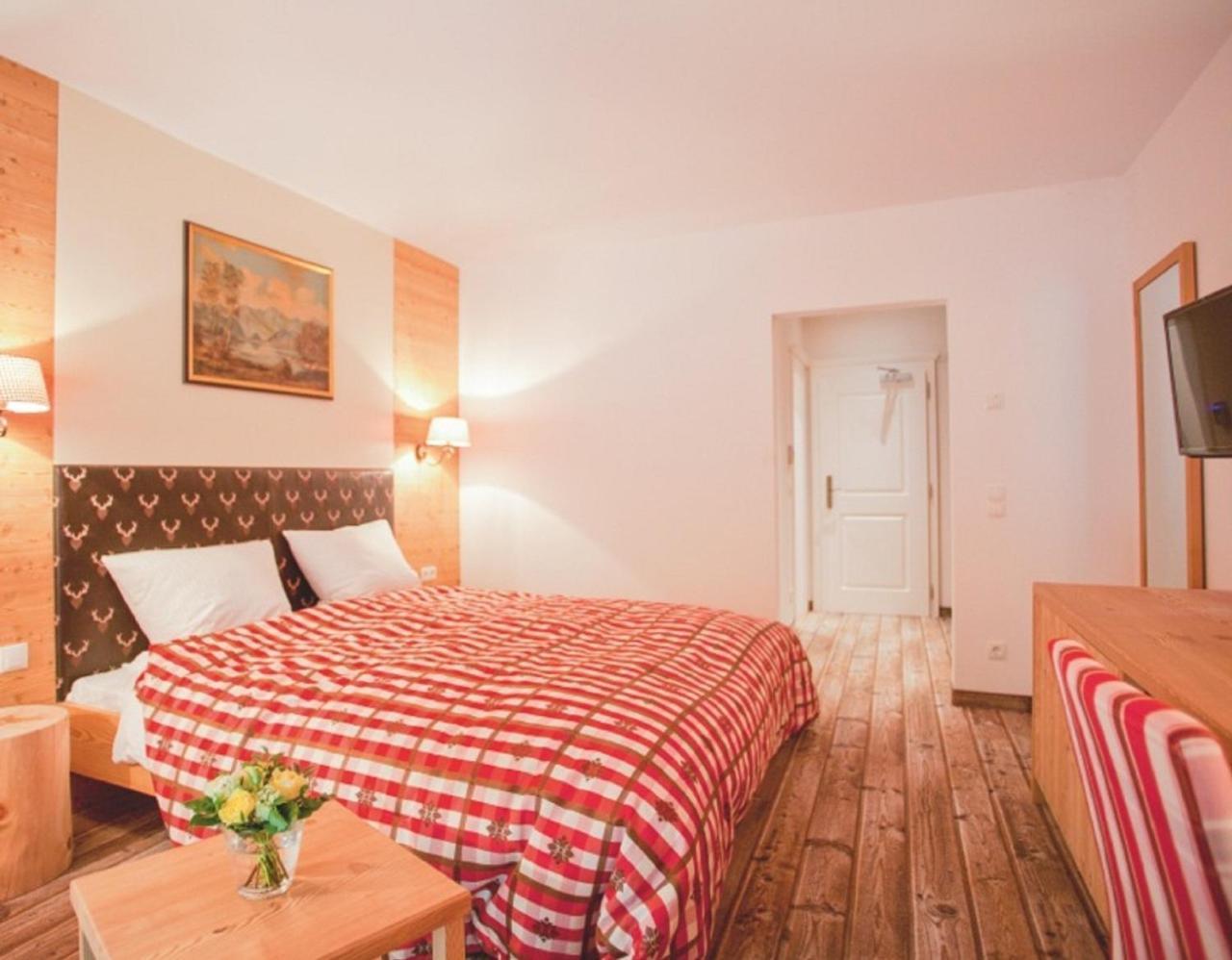 Hotel Forsthaus Woernbrunn Grünwald Habitación foto